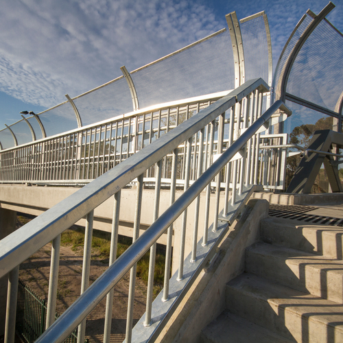 Banksia Throw Screens